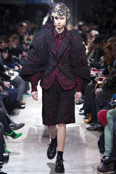 Look 29